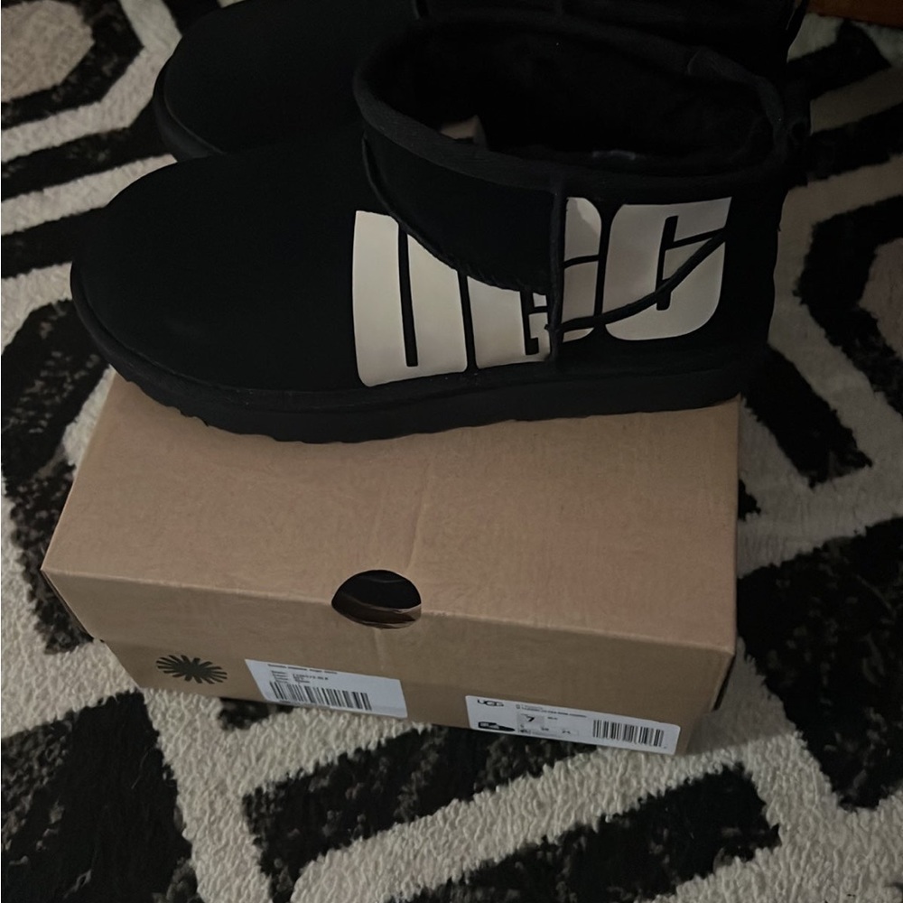 Ugg ultra mini - Picture 3 of 9